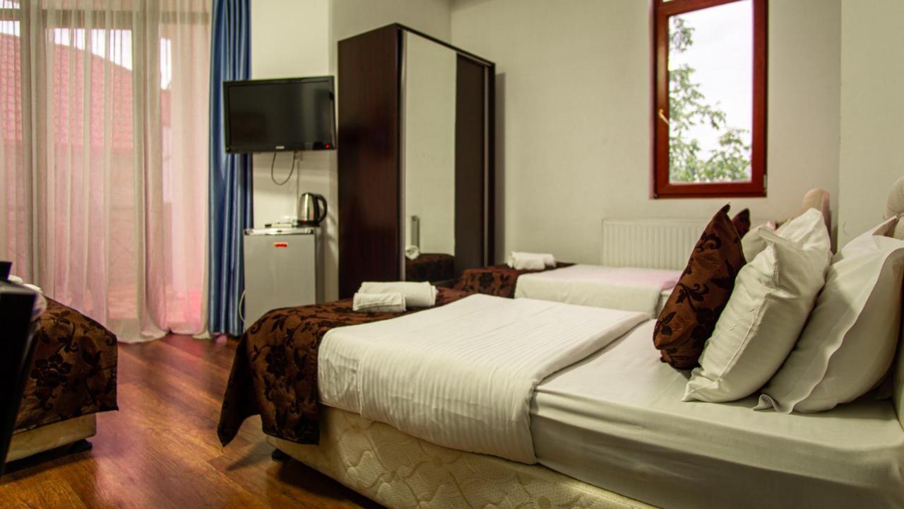 Aia Hotel Tiflis Exterior foto