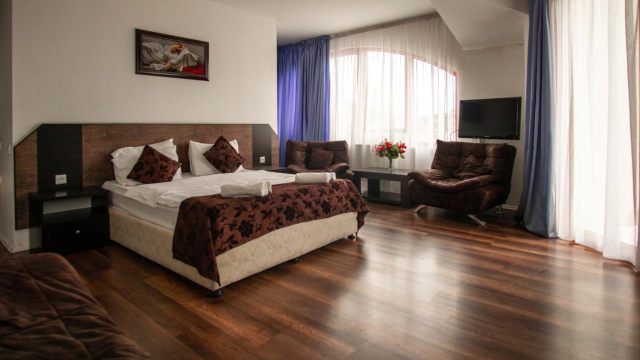 Aia Hotel Tiflis Exterior foto