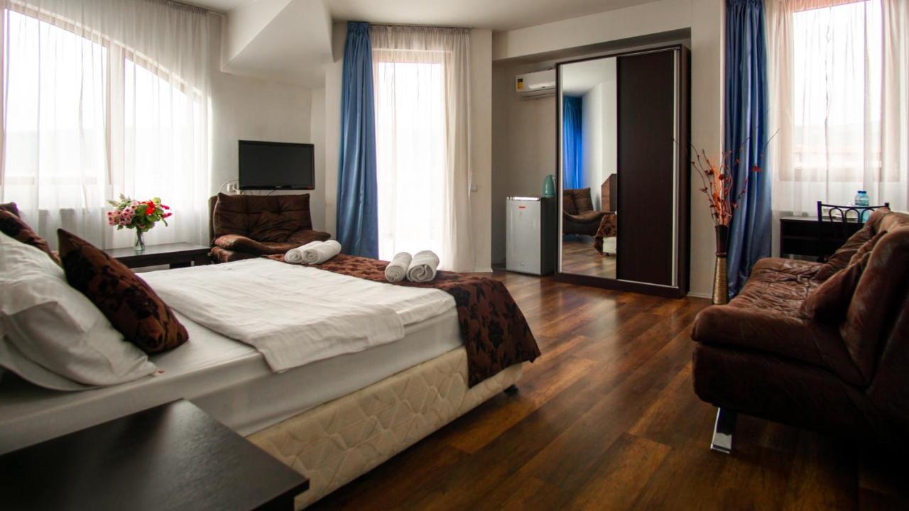 Aia Hotel Tiflis Exterior foto