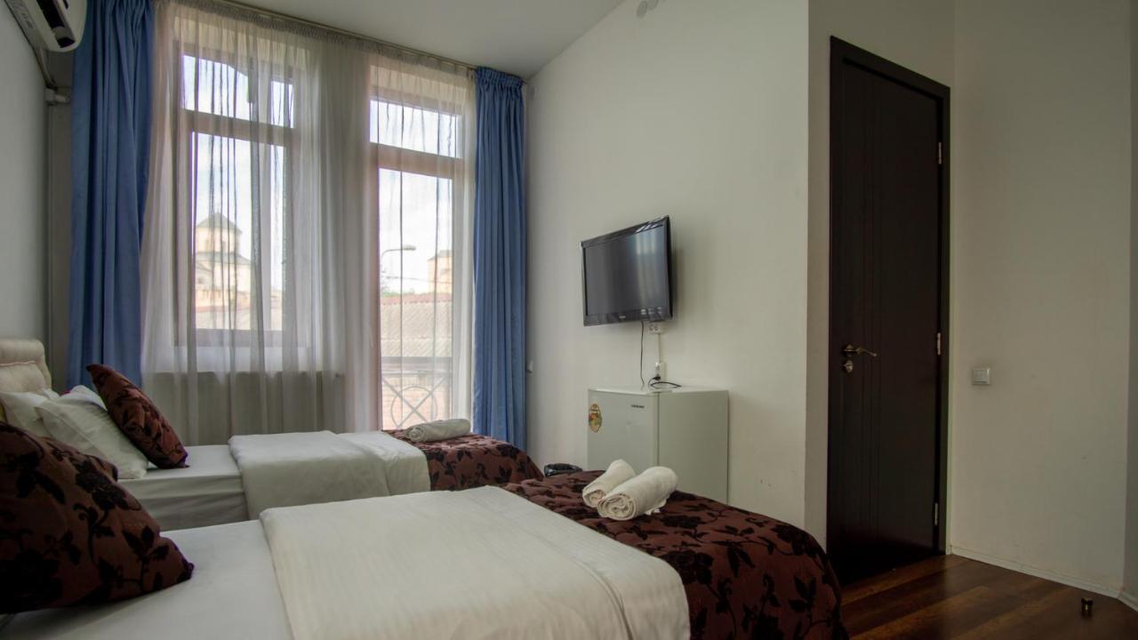 Aia Hotel Tiflis Exterior foto