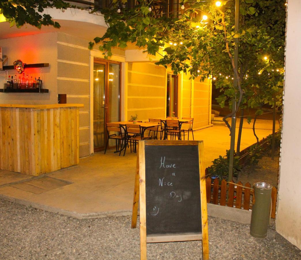 Aia Hotel Tiflis Exterior foto