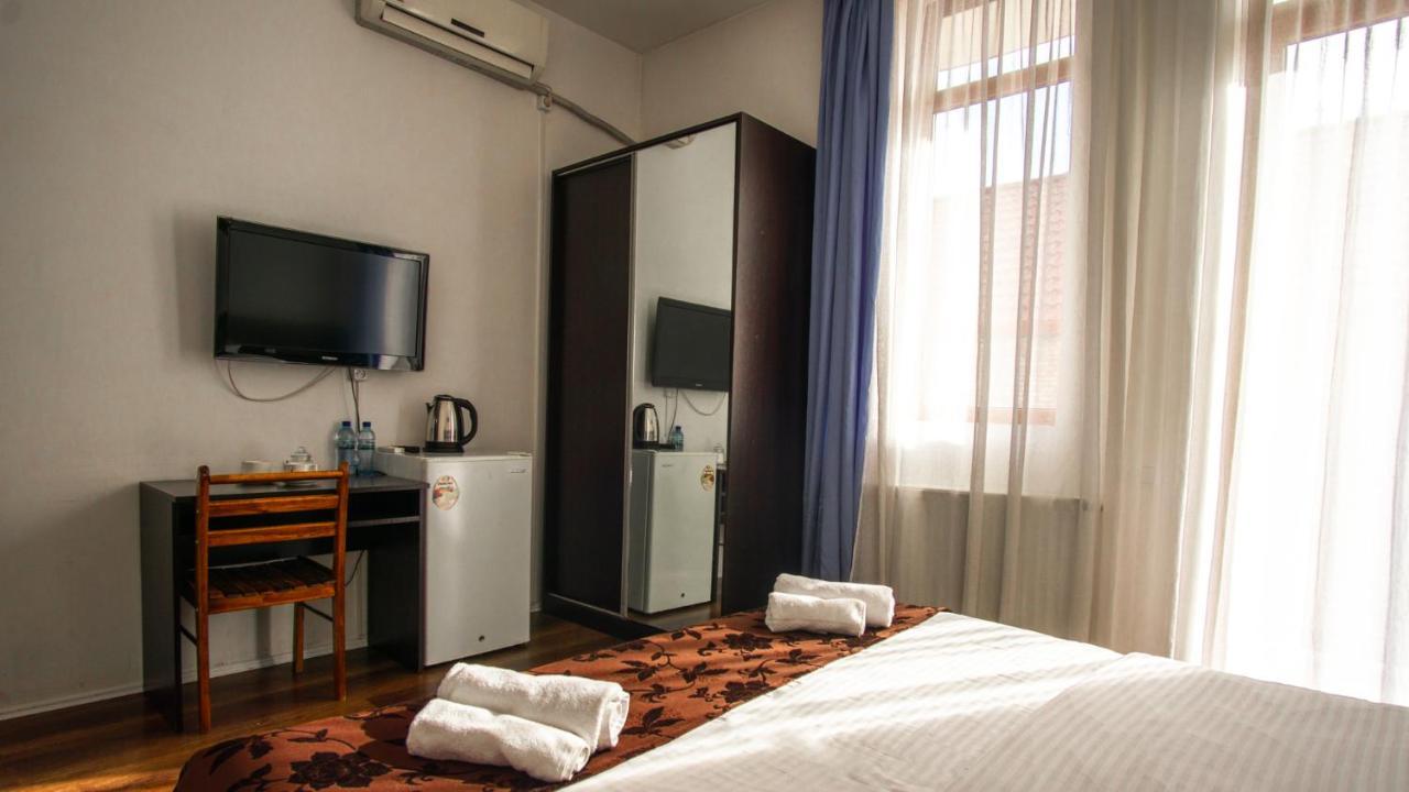 Aia Hotel Tiflis Exterior foto
