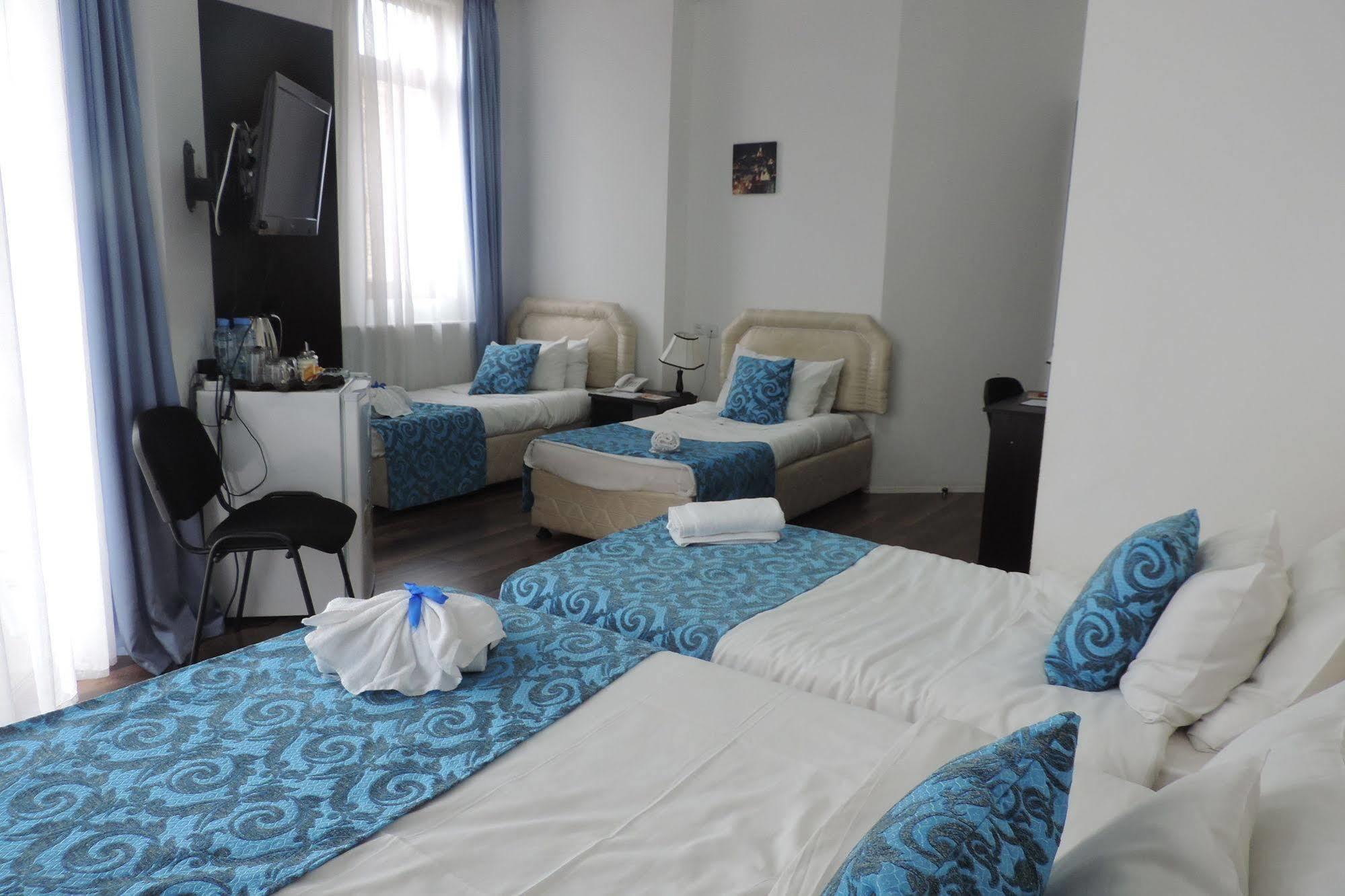 Aia Hotel Tiflis Exterior foto