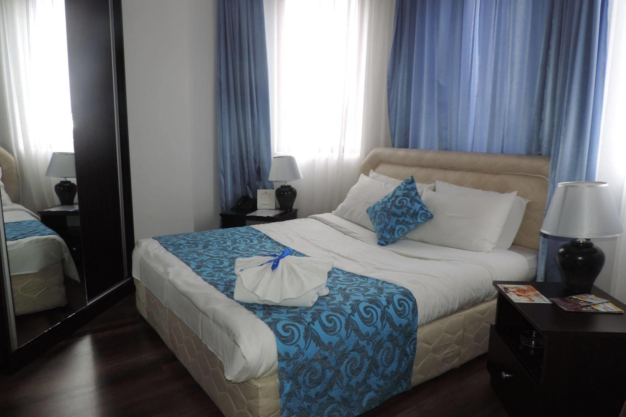 Aia Hotel Tiflis Exterior foto