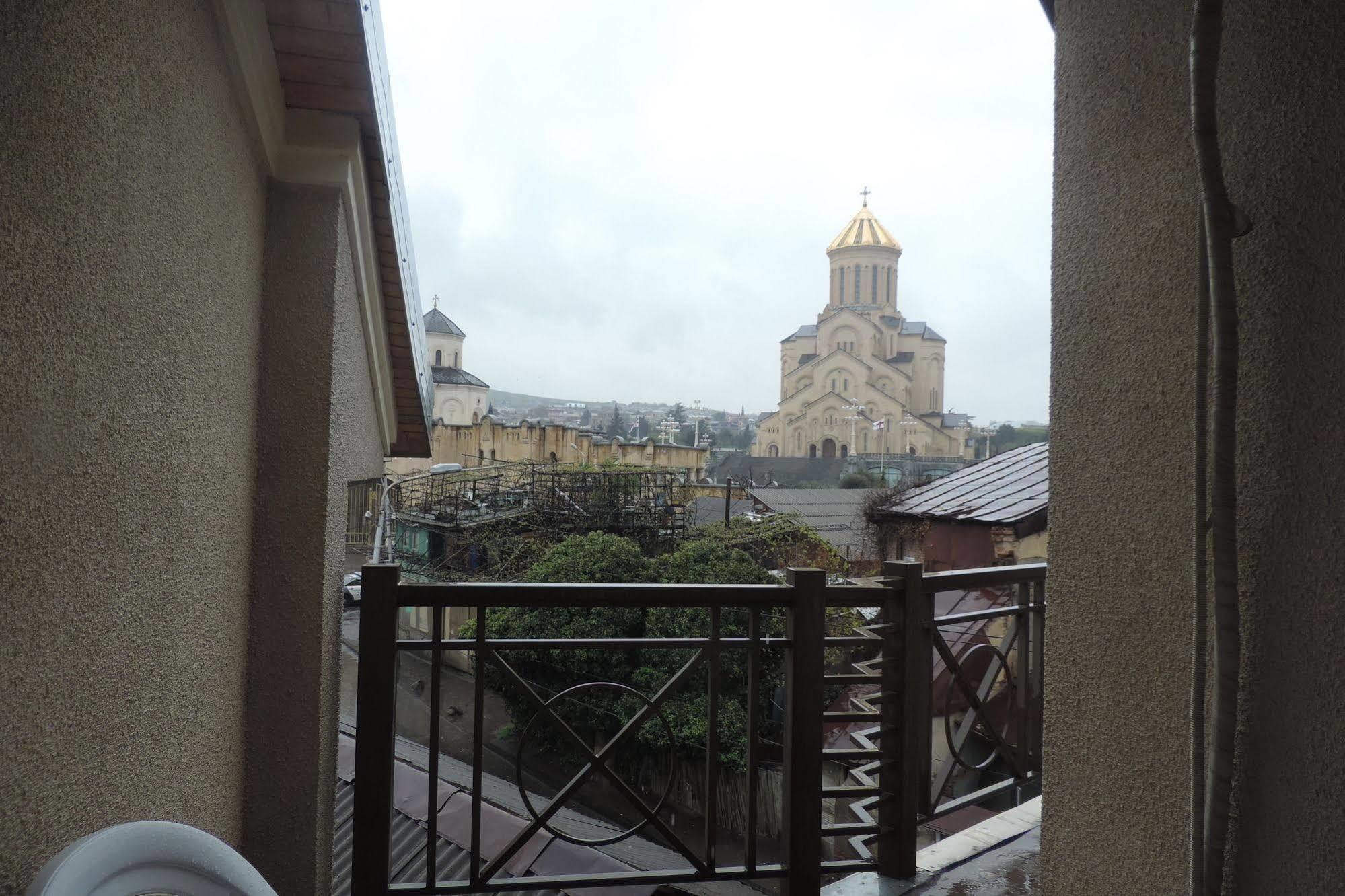 Aia Hotel Tiflis Exterior foto